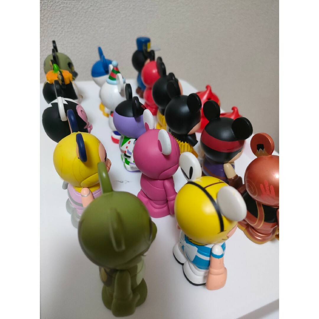 【新品未使用】Vinylmation　バイナルメーション　16体　フィギュア エンタメ/ホビーのおもちゃ/ぬいぐるみ(キャラクターグッズ)の商品写真