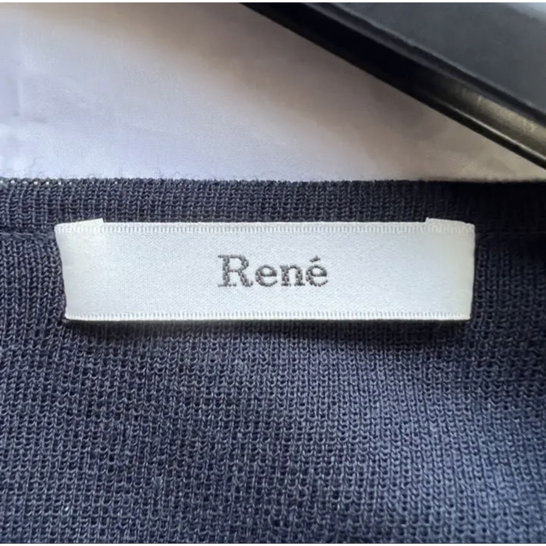 René(ルネ)のルネの膝丈ワンピースです。 レディースのワンピース(ひざ丈ワンピース)の商品写真