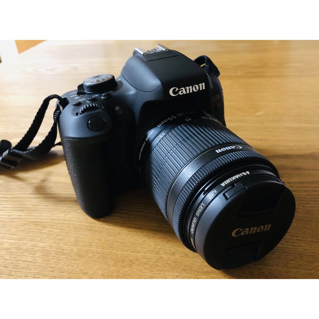 Canon EOS KISS X8i (W) Wズームキット