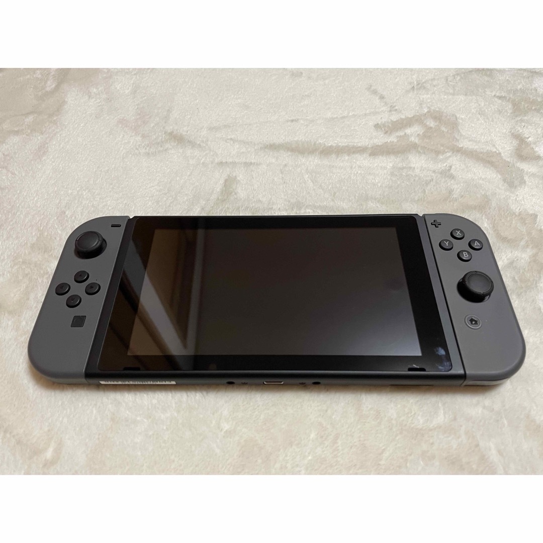 任天堂(ニンテンドウ)のNintendo Switch Joy-Con(L)/(R) グレー エンタメ/ホビーのゲームソフト/ゲーム機本体(家庭用ゲーム機本体)の商品写真