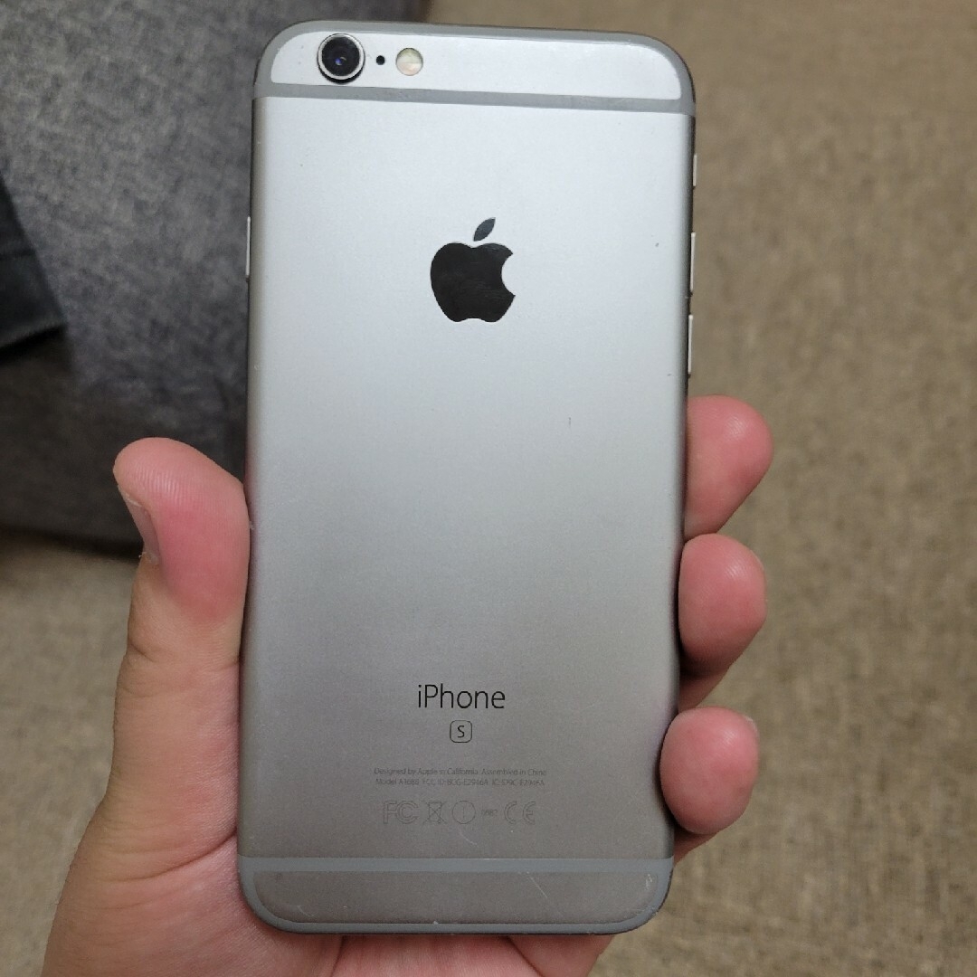 iPhone6s 本体 64GB スペースグレー au apple