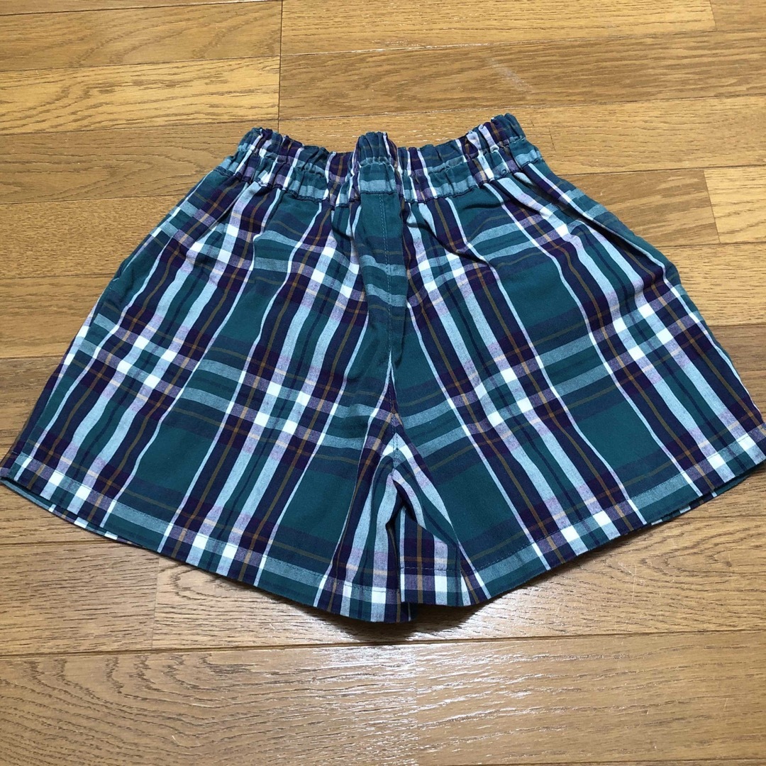 GU(ジーユー)のショートパンツ　グリーン系　110   キッズ/ベビー/マタニティのキッズ服女の子用(90cm~)(パンツ/スパッツ)の商品写真