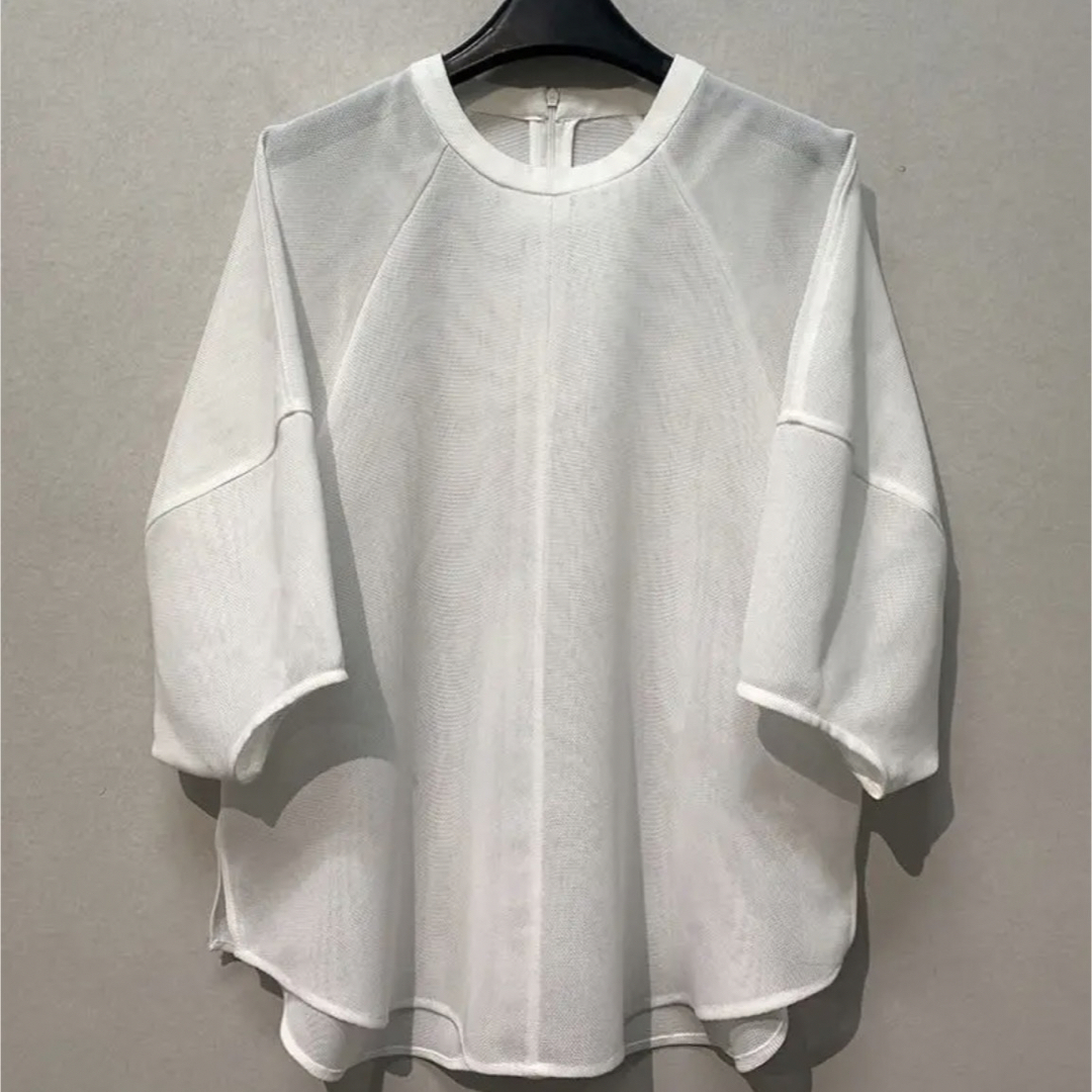 CLANE(クラネ)のMESH FORM SLEEVE BLOUSE ホワイト レディースのトップス(シャツ/ブラウス(半袖/袖なし))の商品写真