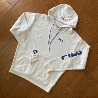 フィラ(FILA)のFIRA ミッキー柄パーカー(パーカー)