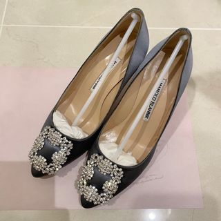 MANOLO BLAHNIK - マノロブラニク ハンギシ パンプス 34.5 ...