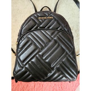 マイケルコース(Michael Kors)のMICHAEL KORS　キルティング　リュック　バックパック(リュック/バックパック)