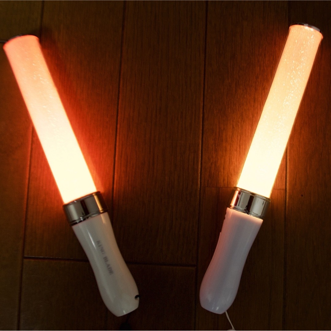 【キンブレ 比較有】LED ペンライト 15色 2本 エンタメ/ホビーの声優グッズ(ペンライト)の商品写真