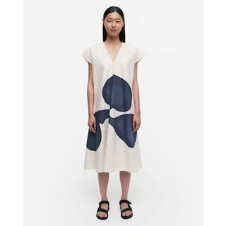 マリメッコ(marimekko)のマリメッコ　Maddja Landon Metz ワンピース(ロングワンピース/マキシワンピース)