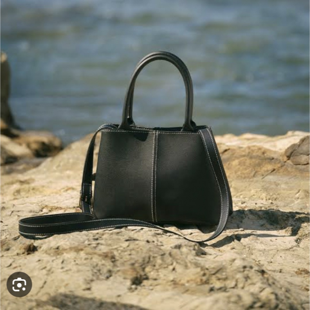 ロル　ムック本　2waybag レディースのバッグ(ショルダーバッグ)の商品写真