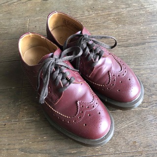 ドクターマーチン(Dr.Martens)のドクターマーチン ウィングチップ ブローグ チェリー レザーシューズ 革靴(ローファー/革靴)