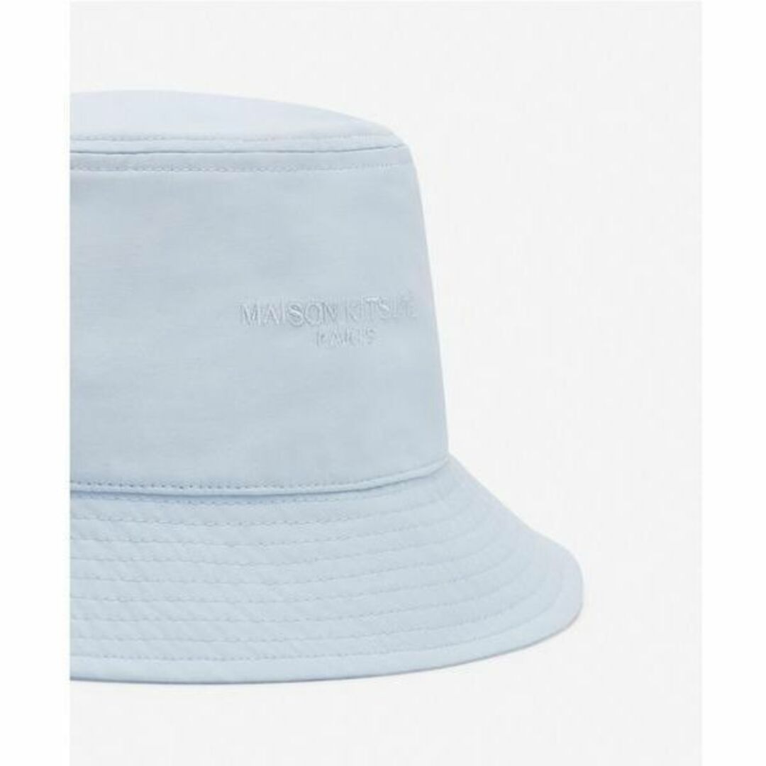 MAISON KITSUNE'(メゾンキツネ)の新品格安 メゾンキツネ テクニカルバケットハット PALE BLUE XS/S2 レディースの帽子(ハット)の商品写真