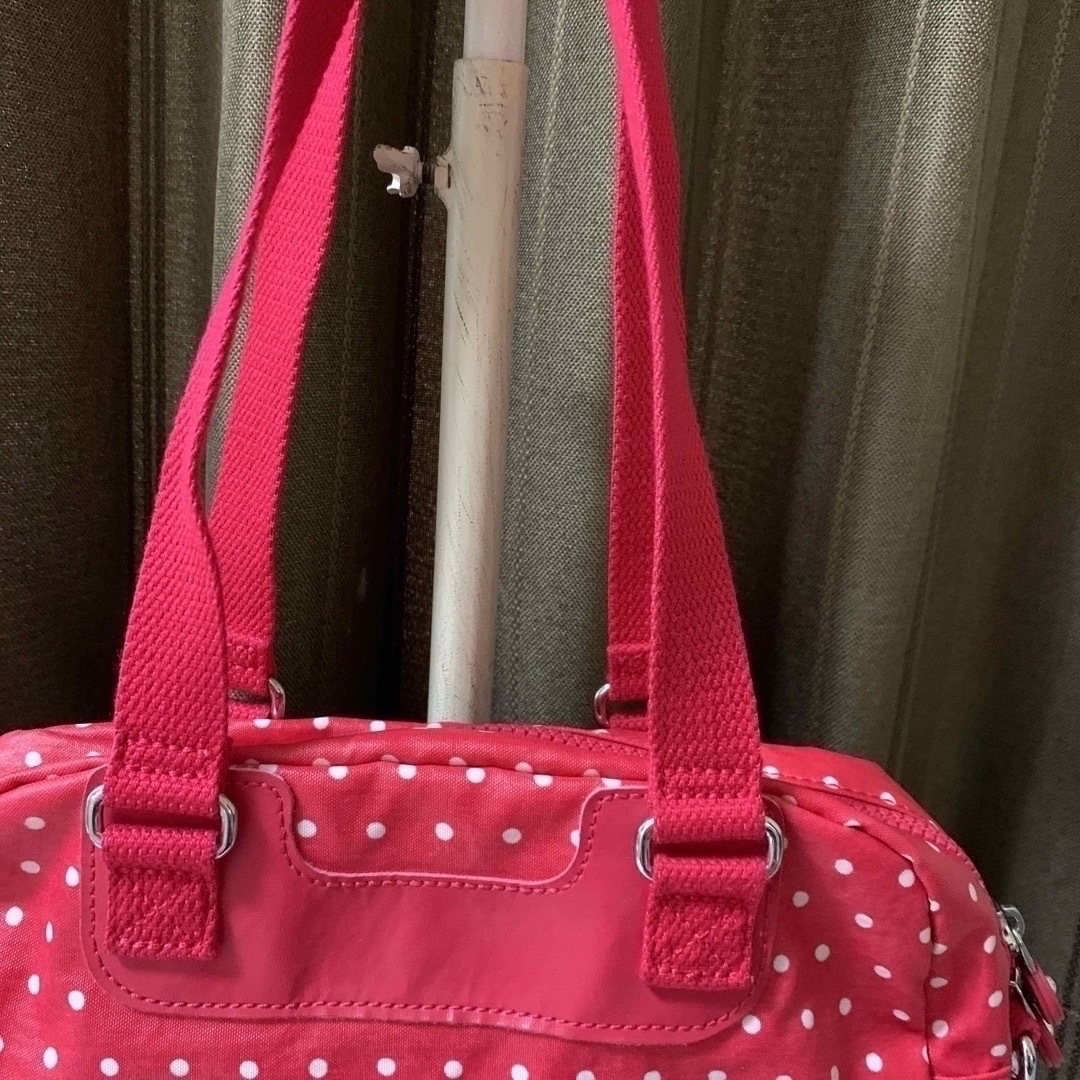 kipling(キプリング)の★専用★キプリングショルダーバッグレッドドッド柄 レディースのバッグ(ショルダーバッグ)の商品写真