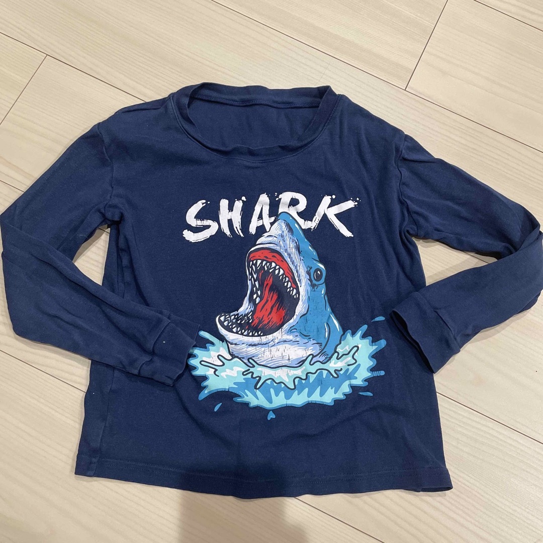 SHARK ロンT キッズ/ベビー/マタニティのキッズ服男の子用(90cm~)(Tシャツ/カットソー)の商品写真