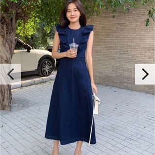 新品‼️新タグ Lellian 落ち感美しい とろみ素材 パフ袖ミディ丈