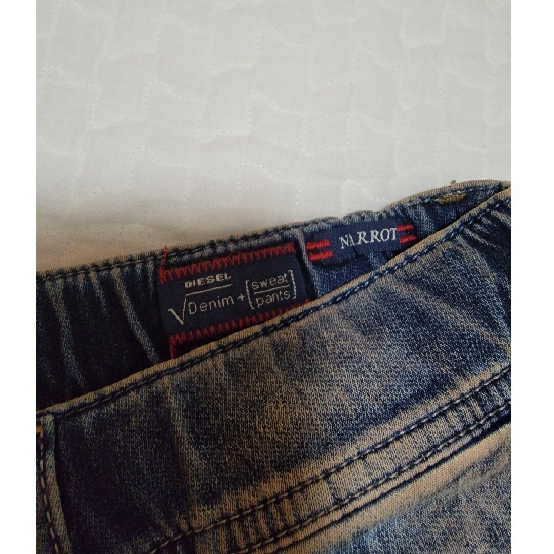 DIESEL(ディーゼル)のDIESELディーゼル　NARROTナロット　JOG JEANS　ジョグジーンズ メンズのパンツ(デニム/ジーンズ)の商品写真