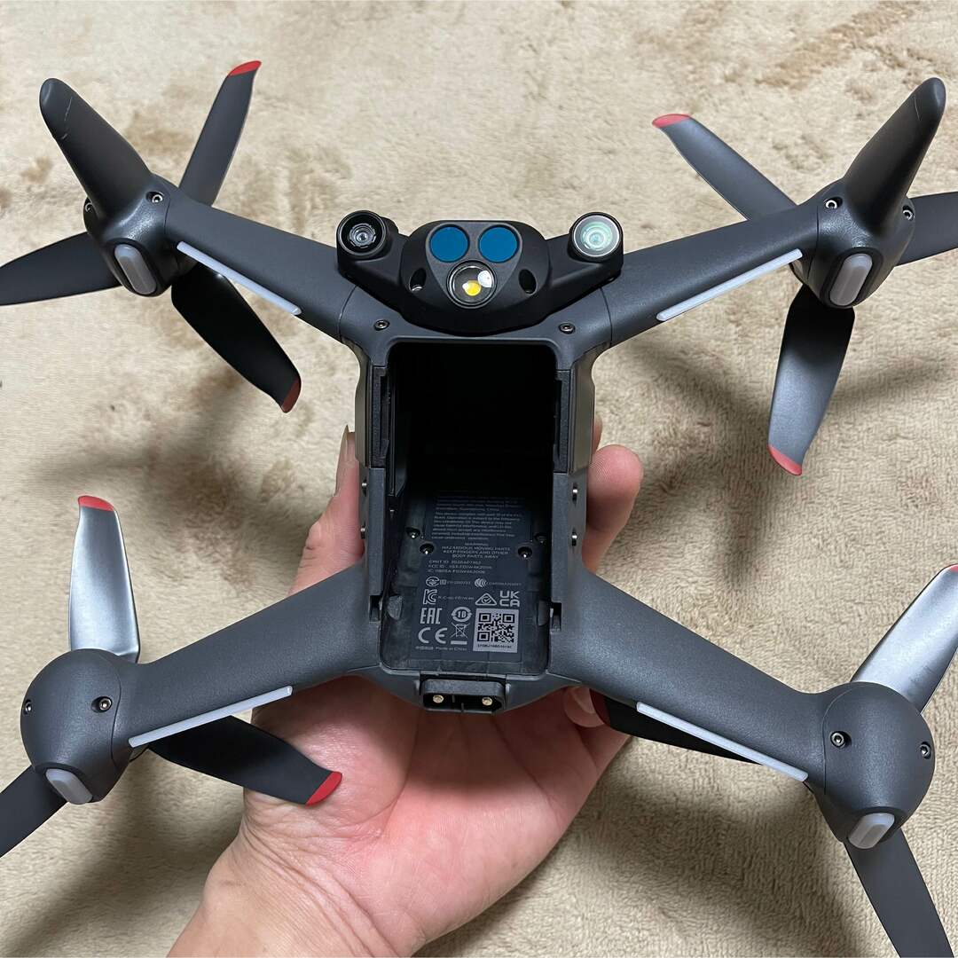 DJI FPV 本体のみ