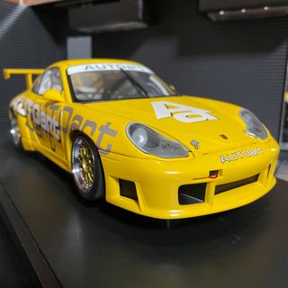 絶版未展示品オートアート 1/18スカイライン GT-R (R32)グループA