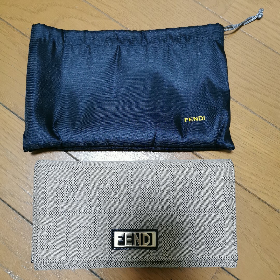 FENDI 長財布 メンズ レディース ユニセックス です。 | フリマアプリ ラクマ