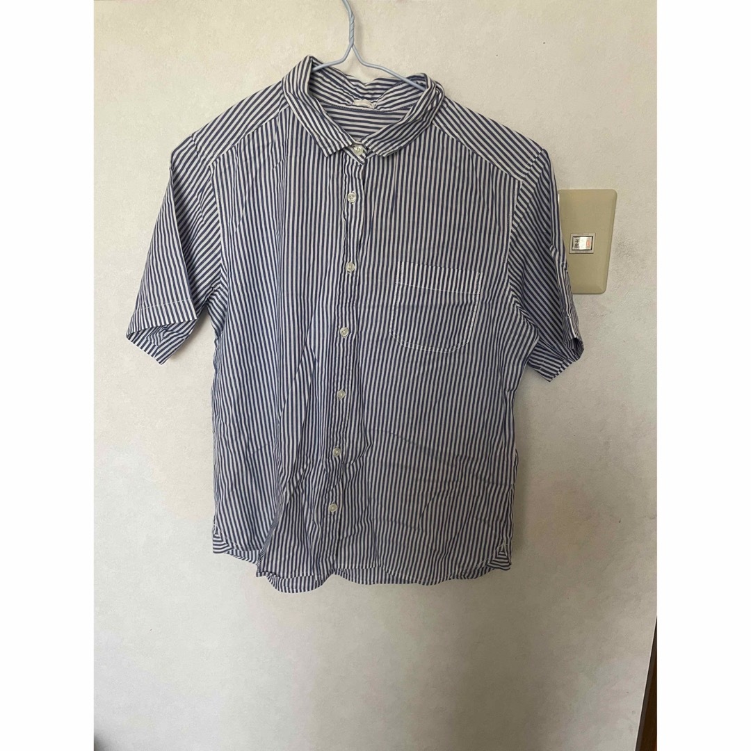 GU(ジーユー)の[GU]ストライプ柄半袖シャツ レディースのトップス(シャツ/ブラウス(半袖/袖なし))の商品写真