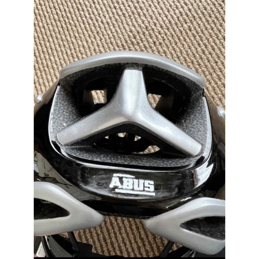 ABUS ヘルメット　値下げ可能！ スポーツ/アウトドアの自転車(その他)の商品写真