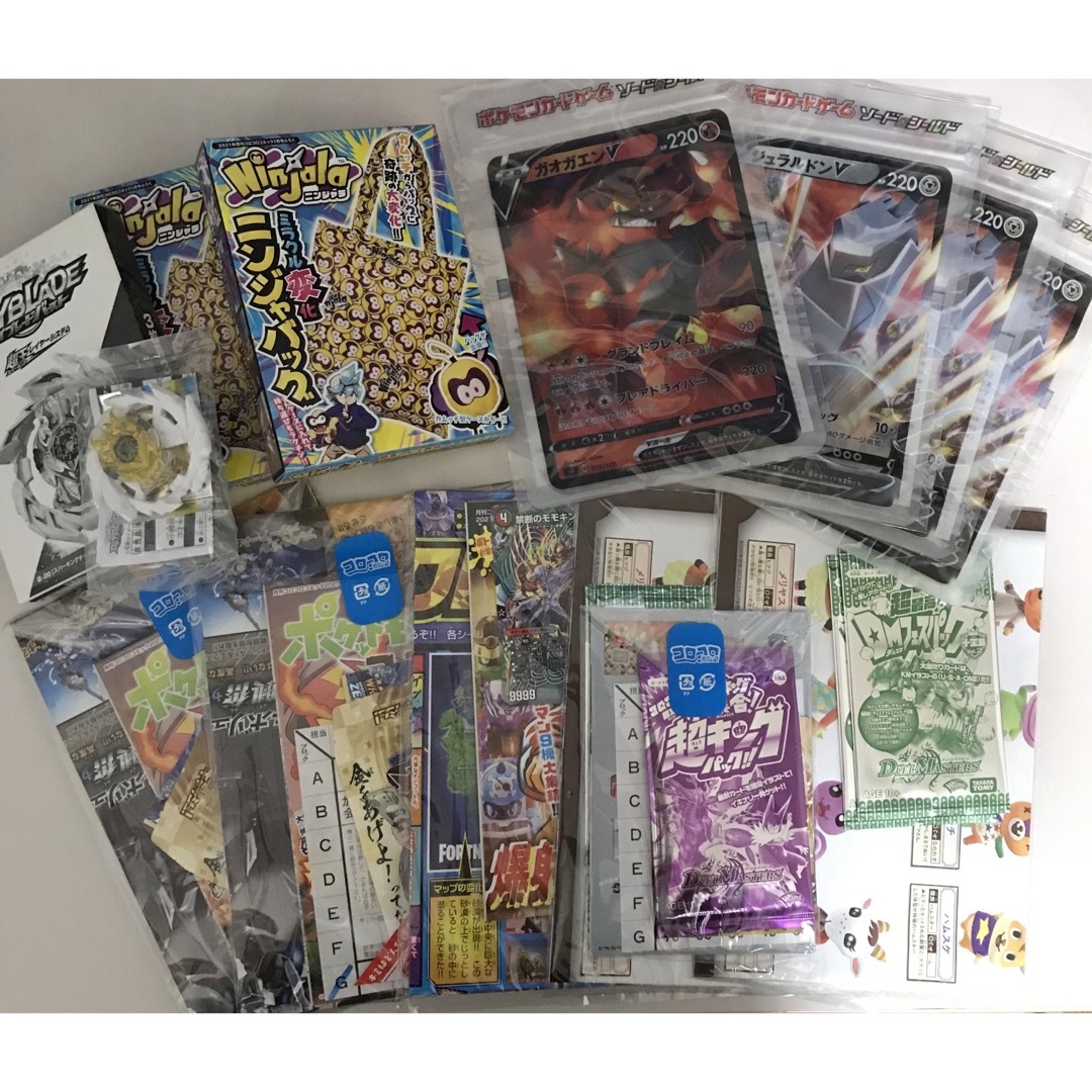 ベイブレードバースト DMフェスパック ポケモンジッパーバッグ 他 | フリマアプリ ラクマ