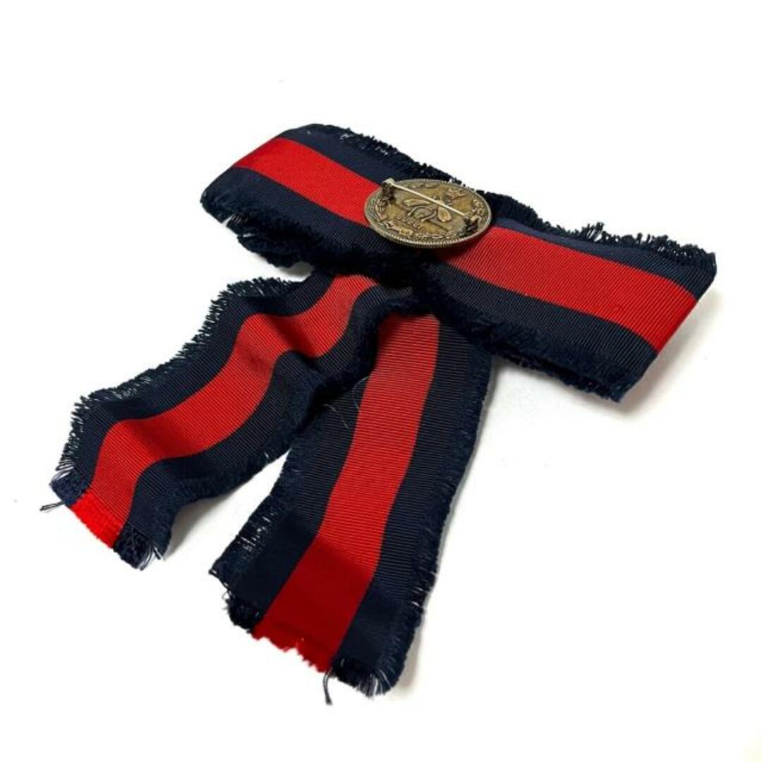 GUCCI(グッチ) ブローチ美品 - 化学繊維-