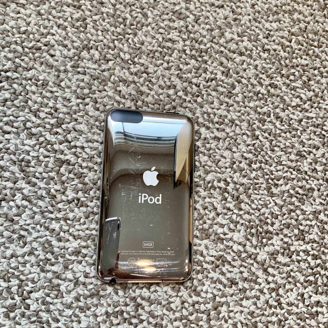 iPod touch 3世代 64GB Appleアップル アイポッド 本体