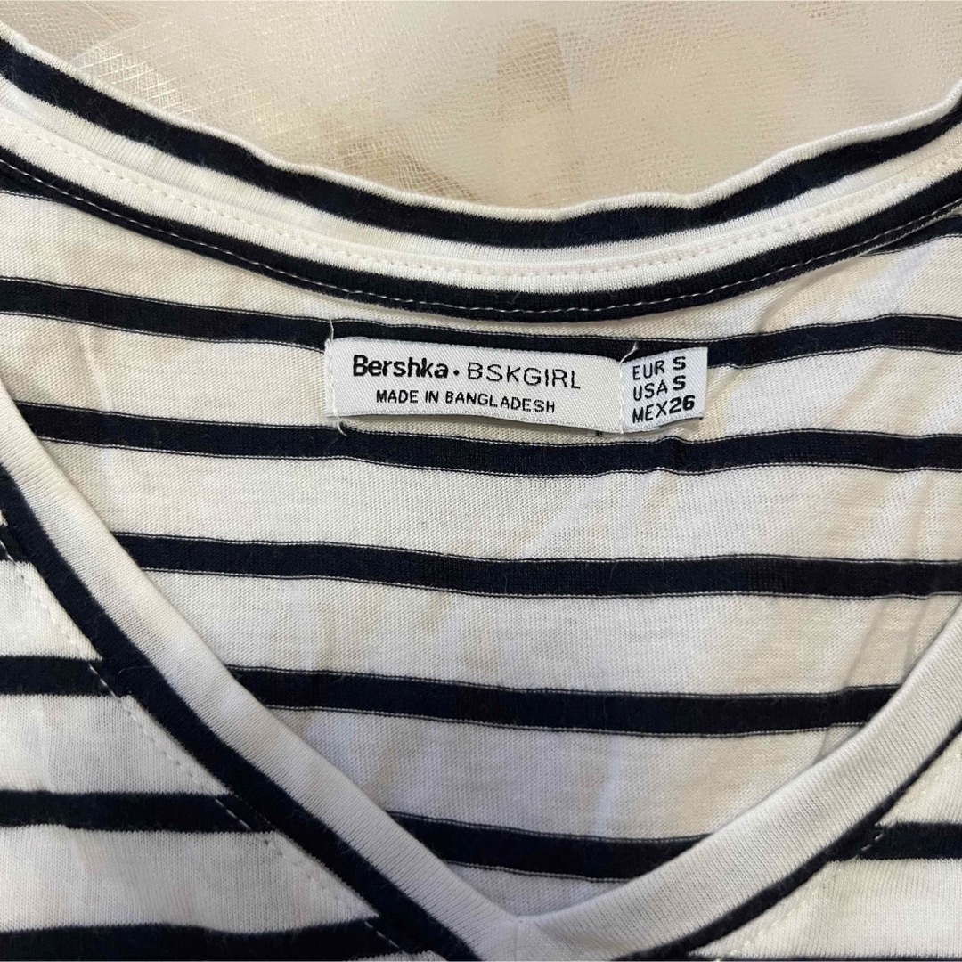 Bershka(ベルシュカ)のBershka ボーダー Tシャツ レディースのトップス(Tシャツ(半袖/袖なし))の商品写真