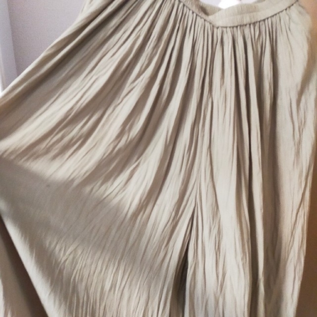 UNIQLO(ユニクロ)の2枚セット♥ユニクロ ワッシャーサテンスカートパンツ&GUノースリトップス M レディースのスカート(ロングスカート)の商品写真