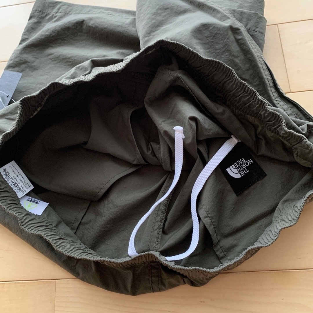 THE NORTH FACE(ザノースフェイス)のノースフェイス メンズ バーサタイルショーツ XL 国内正規品 ニュートープ メンズのパンツ(ショートパンツ)の商品写真