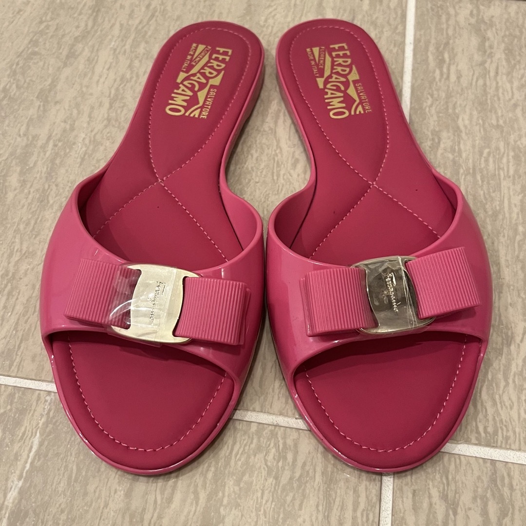 Salvatore Ferragamo/フェラガモ】ラバー⭐︎ミュールサンダル
