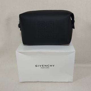 ジバンシィ(GIVENCHY)の新品未使用 ノベルティ GIVENCHY ジバンシー ポーチ(ポーチ)