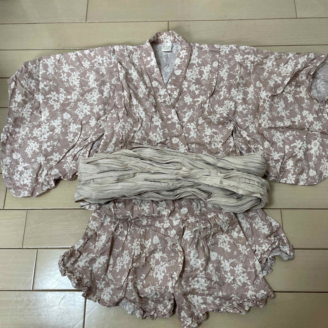 浴衣 110cm キッズ/ベビー/マタニティのキッズ服女の子用(90cm~)(甚平/浴衣)の商品写真