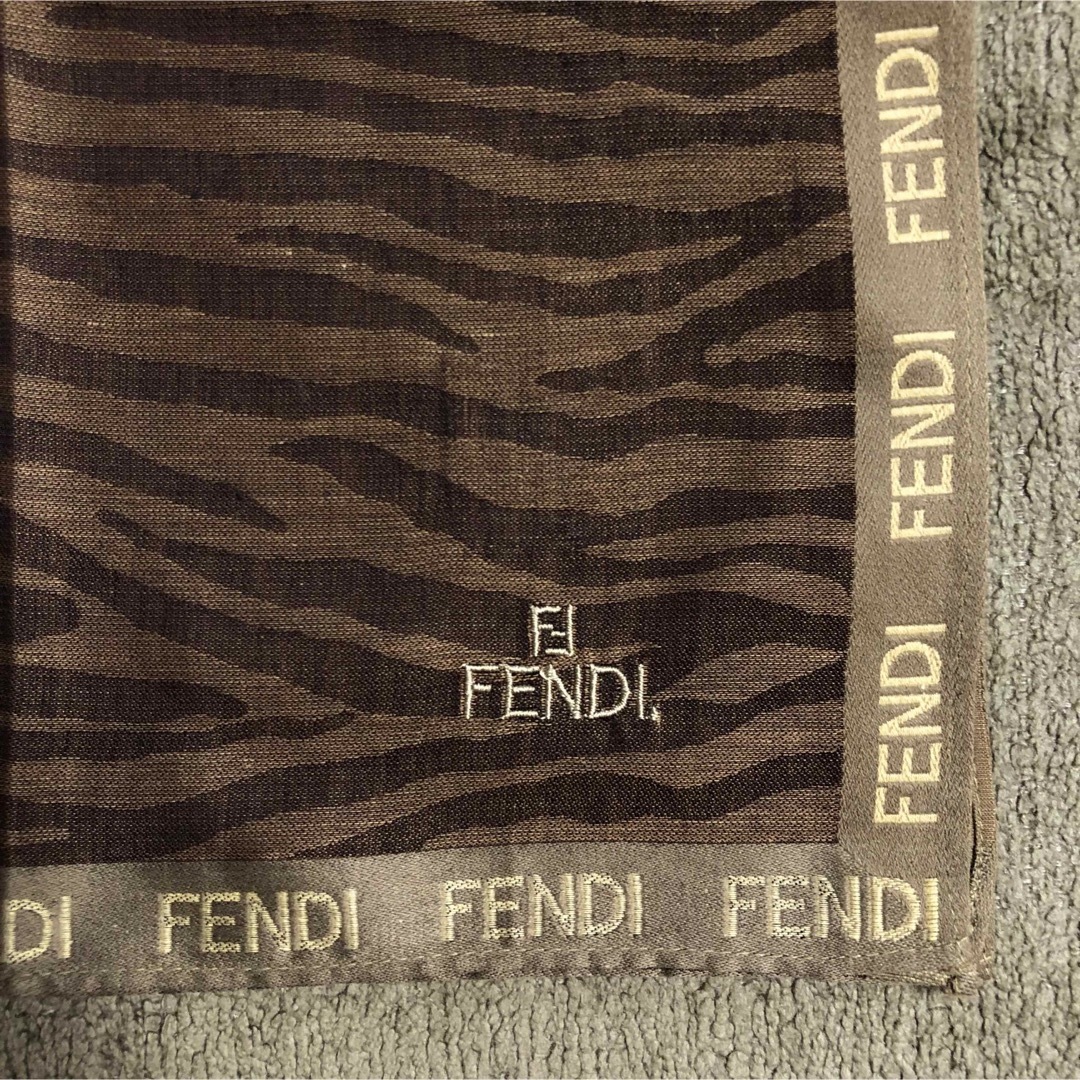 FENDI(フェンディ)の値下げ！FENDIハンカチ レディースのファッション小物(ハンカチ)の商品写真