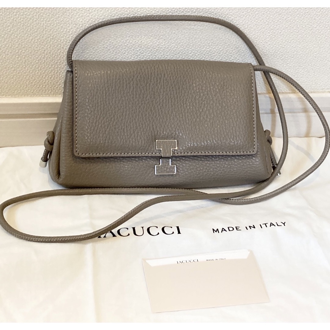 IACUCCI - 【アバ ウォレットショルダー CERVO】イアクッチの通販 by