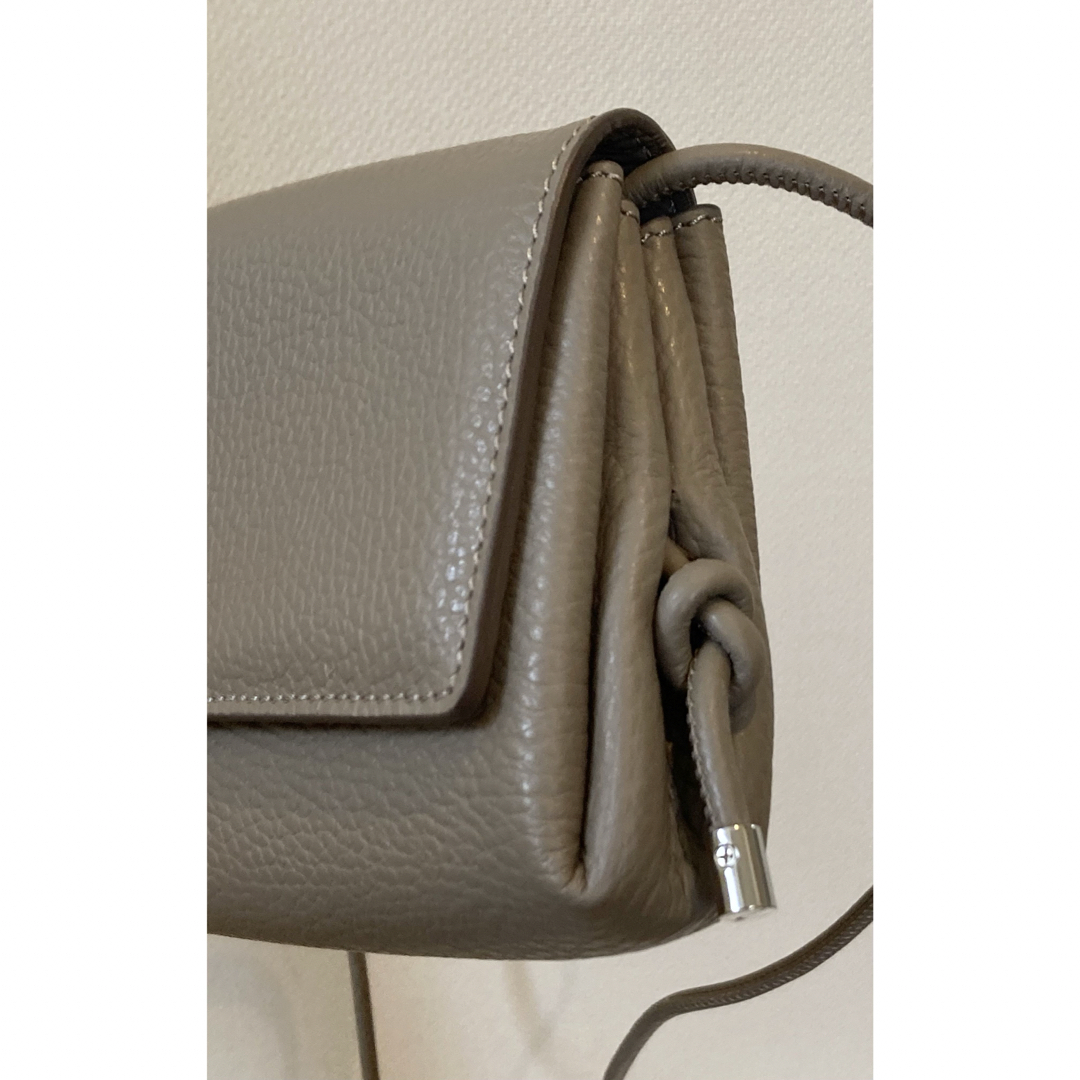 IACUCCI - 【アバ ウォレットショルダー CERVO】イアクッチの通販 by