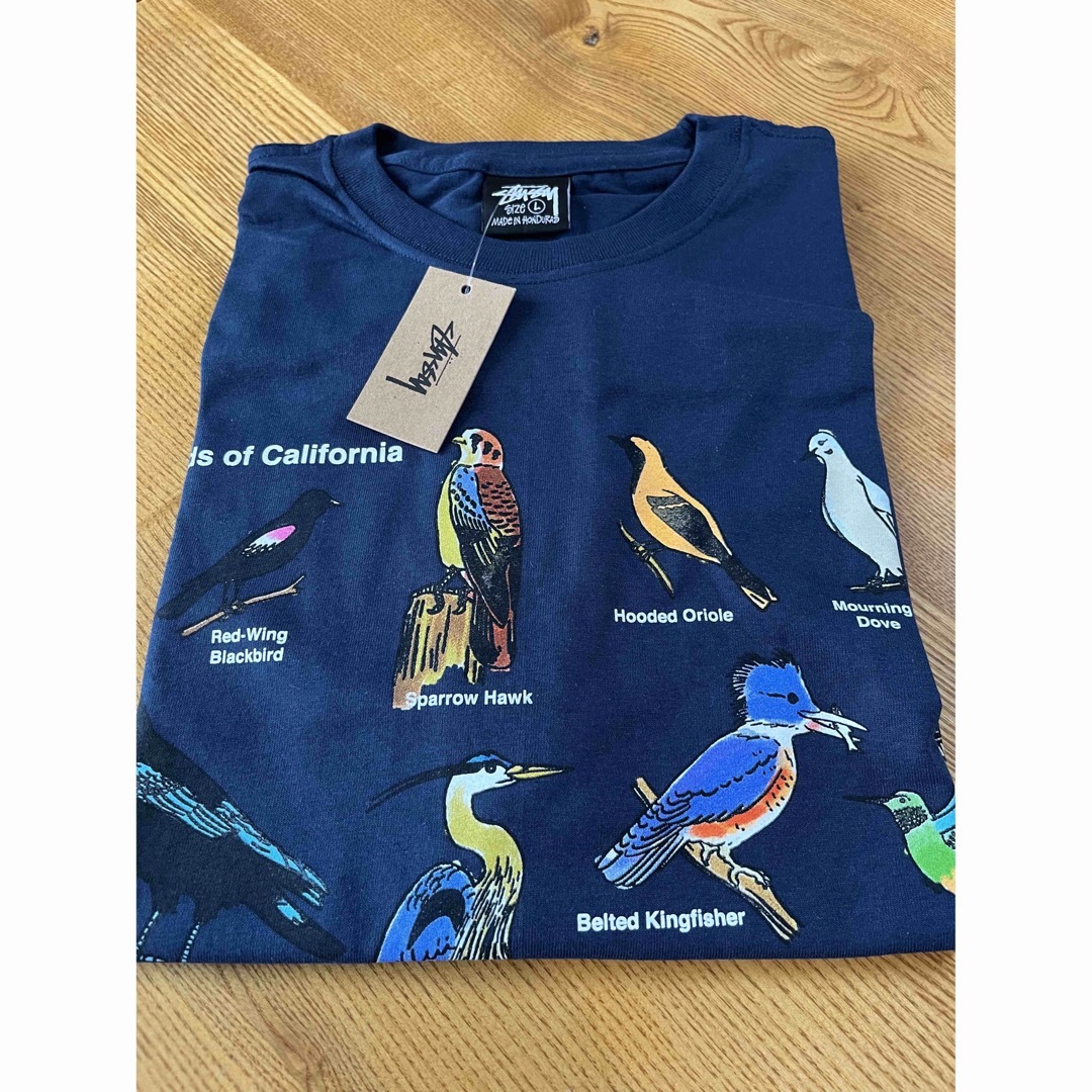 STUSSY(ステューシー)の新品・未使用 SU23' Stussy California Birds Tee メンズのトップス(Tシャツ/カットソー(半袖/袖なし))の商品写真
