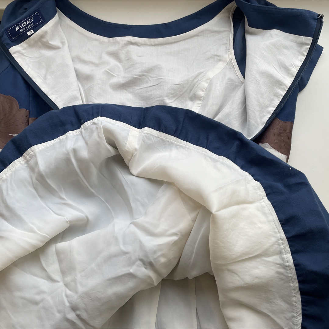 M'S GRACY(エムズグレイシー)のエムズグレイシー ♡ レディース ワンピース 膝丈 ネイビー 美品 半袖ワンピ レディースのワンピース(ひざ丈ワンピース)の商品写真