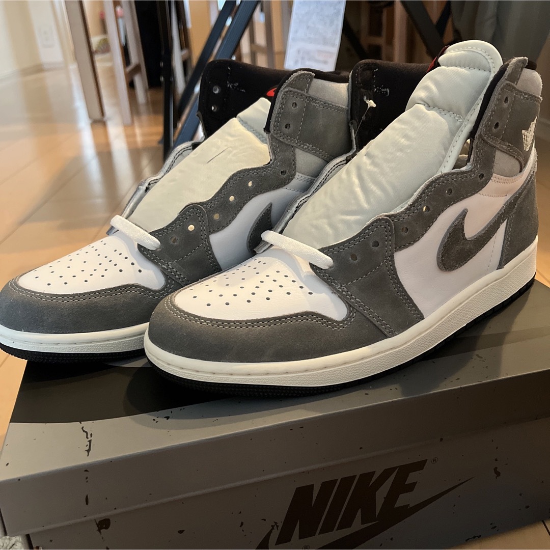 Jordan Brand（NIKE）(ジョーダン)のナイキ エアジョーダン1  Black and Smoke Grey メンズの靴/シューズ(スニーカー)の商品写真