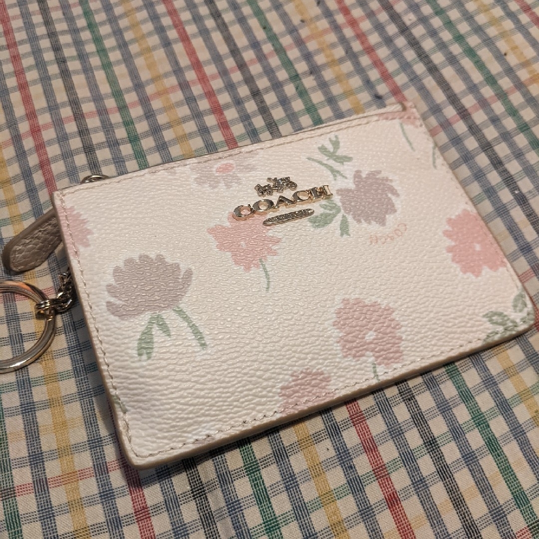 【新品未使用】COACH 花柄カードケース