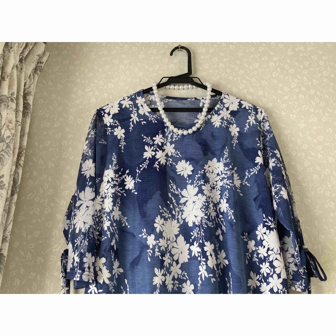 髙島屋(タカシマヤ)の★セレクトショップ・チュニック★ブルーお花柄L L★エレガント レディースのトップス(チュニック)の商品写真