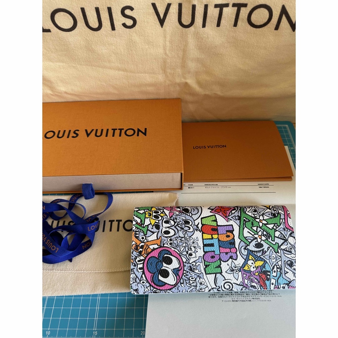 LOUIS VUITTON(ルイヴィトン)の新品　未使用　LOUIS VUITTON ルイ・ヴィトン ポルトフォイユブラザ  メンズのファッション小物(長財布)の商品写真