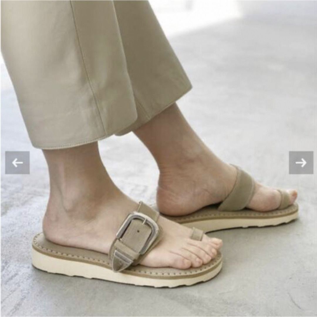 L'Appartement DEUXIEME CLASSE(アパルトモンドゥーズィエムクラス)のCAMINANDO Thumb Loop Sandal 36 ブラック新品タグ付 レディースの靴/シューズ(サンダル)の商品写真