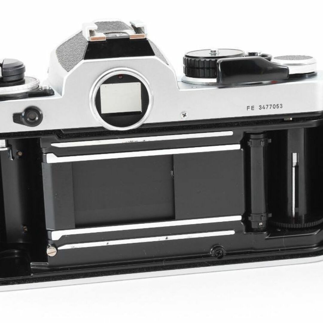 シンプルでおしゃれ 超美品 NIKON FE シルバー フィルムカメラ モルト