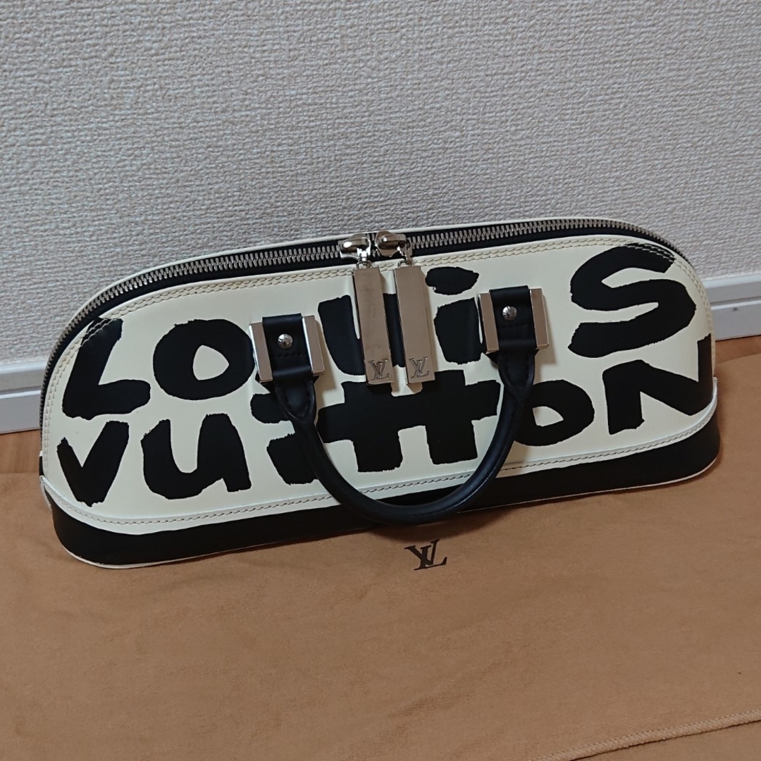 LOUIS VUITTON - ルイヴィトン グラフィティ ハンドバッグの通販 by ましゅう's shop｜ルイヴィトンならラクマ