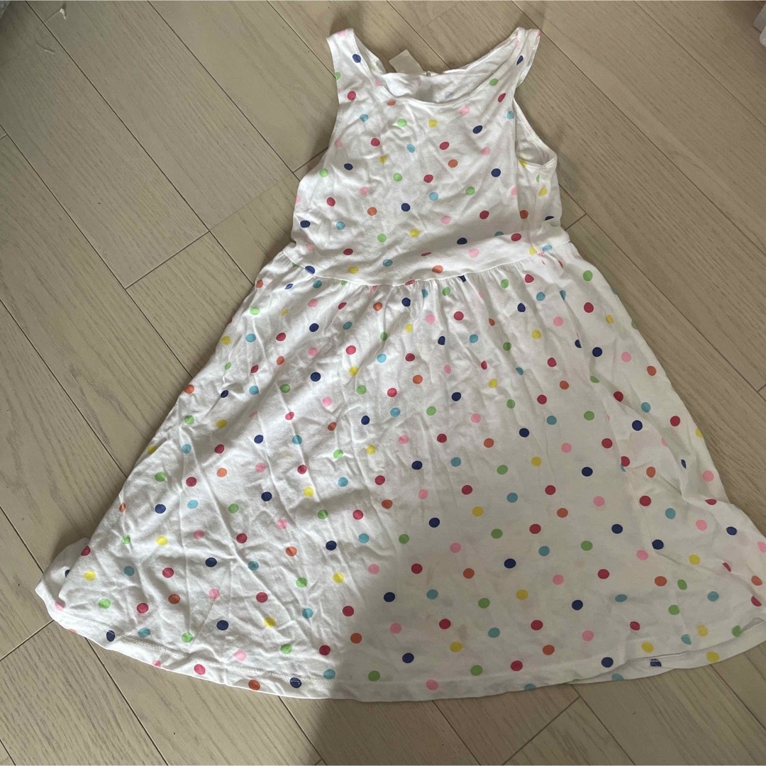 H&H(エイチアンドエイチ)のH &M ワンピース　120㎝ キッズ/ベビー/マタニティのキッズ服女の子用(90cm~)(ワンピース)の商品写真