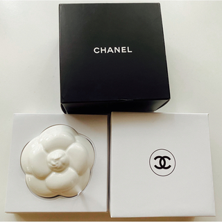 シャネル(CHANEL)の☆未使用☆ シャネル　カメリア　ペーパーウェイト　アロマプレート　インテリア(置物)