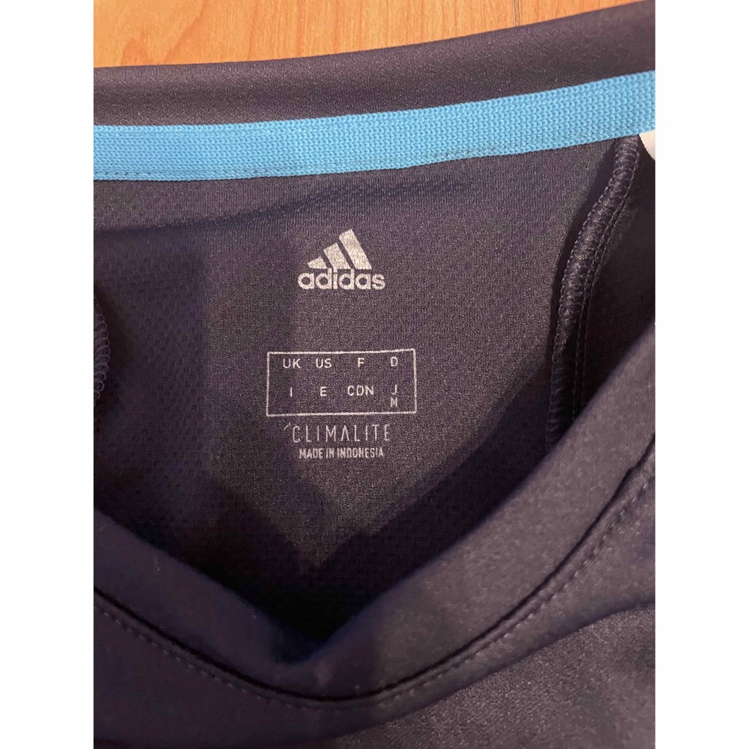 adidas(アディダス)のアディダス　adidas Tシャツ スポーツ/アウトドアのランニング(ウェア)の商品写真