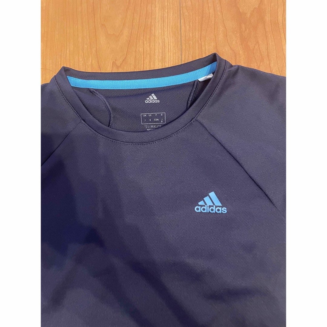 adidas(アディダス)のアディダス　adidas Tシャツ スポーツ/アウトドアのランニング(ウェア)の商品写真