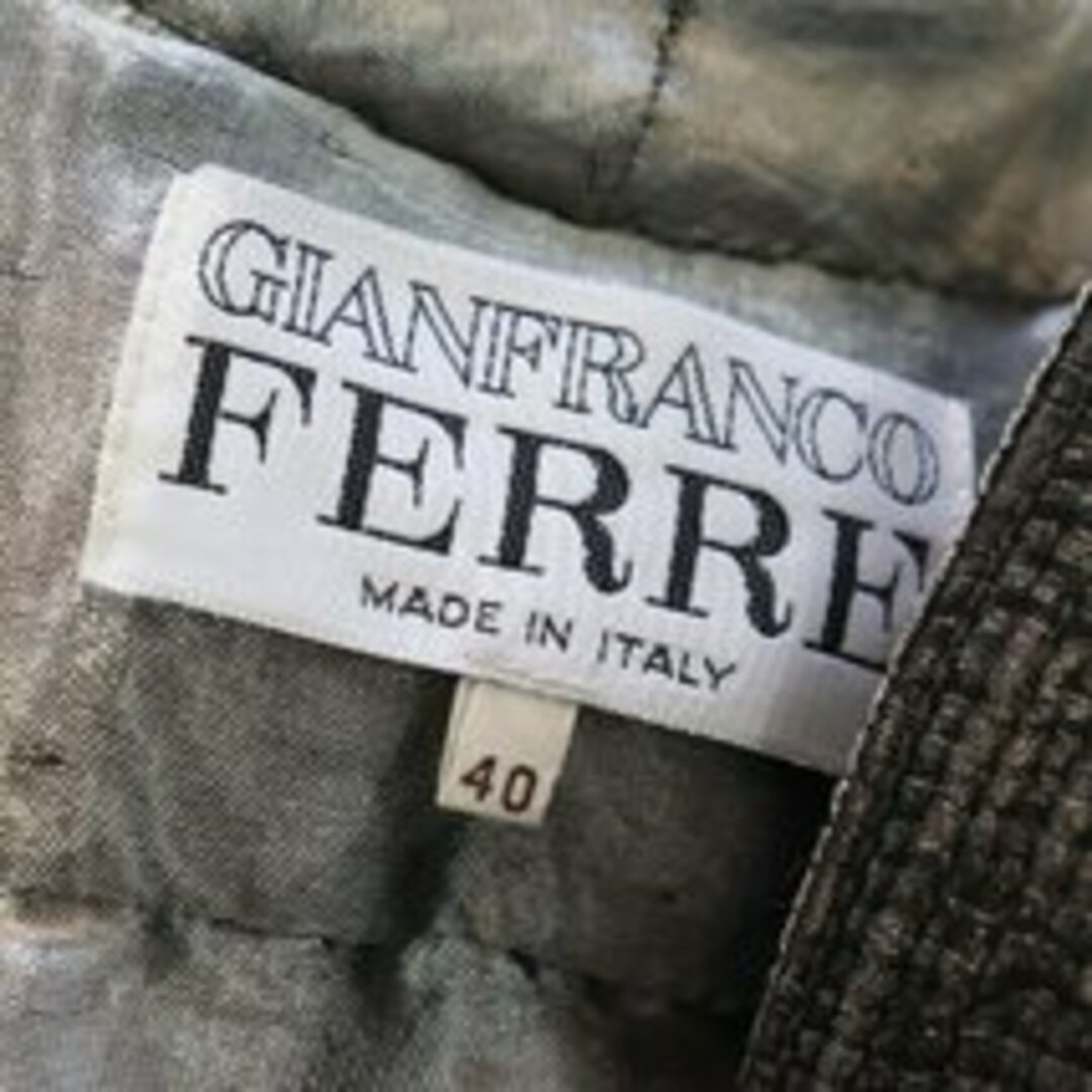 Gianfranco FERRE - ITECH4BTHEGA ジャンフランコフェレ フェザー ...